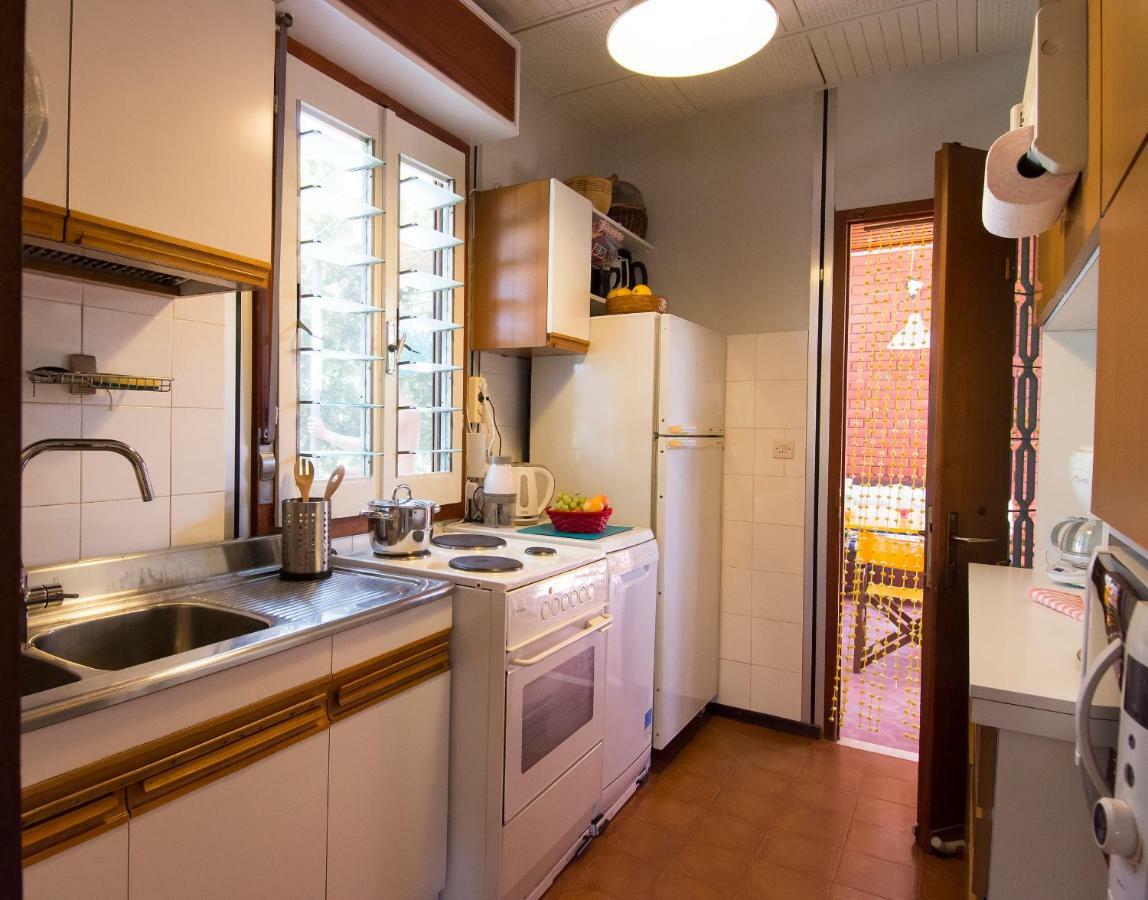 The Boucamviglia Beach House Saronida Exterior foto